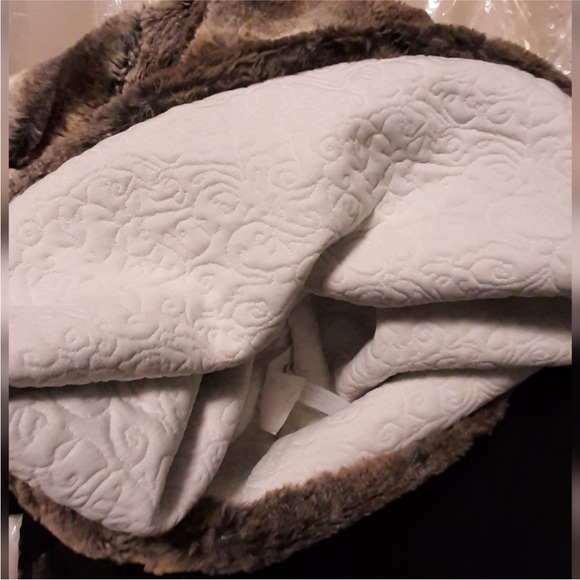 🦋 2 For $50 🦋 Women's Cowl Scarf Faux Fur - Picture 4 of 6